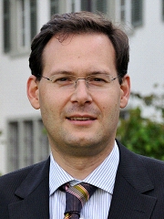 Dr. Michael Gächter